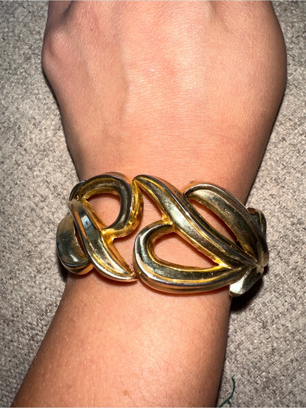Vintage Gold-Tone Curved Link Women's Bracelet